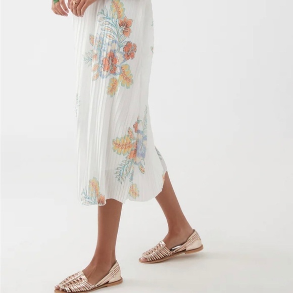 🔆O’NEILL🔆 JUNIA MIDI DRESS FLORAL WHITE Non-wrinkle comfortable beautiful - Picture 15 of 16
